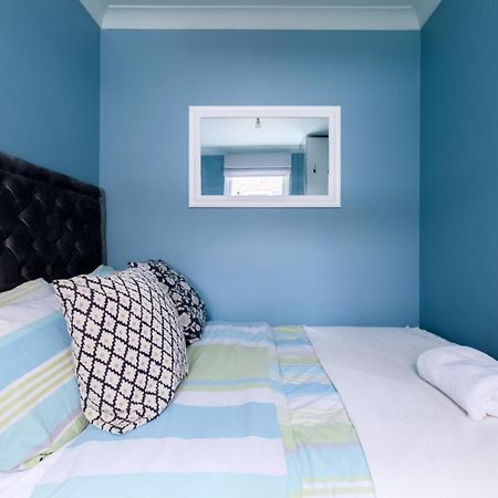 Stylish 2 Bedrooms Flat Sleeps 6 & Garden London Zone 2 Cls Central ภายนอก รูปภาพ