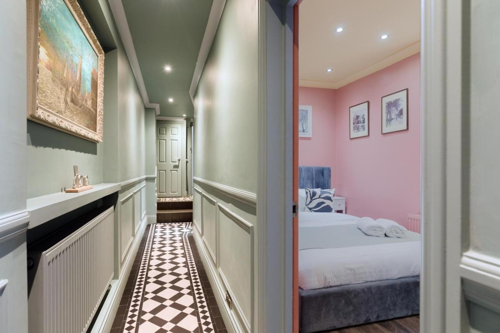 Stylish 2 Bedrooms Flat Sleeps 6 & Garden London Zone 2 Cls Central ภายนอก รูปภาพ